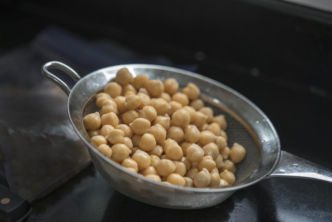 Chickpeas contain high levels of zinc which has a role in fertility.