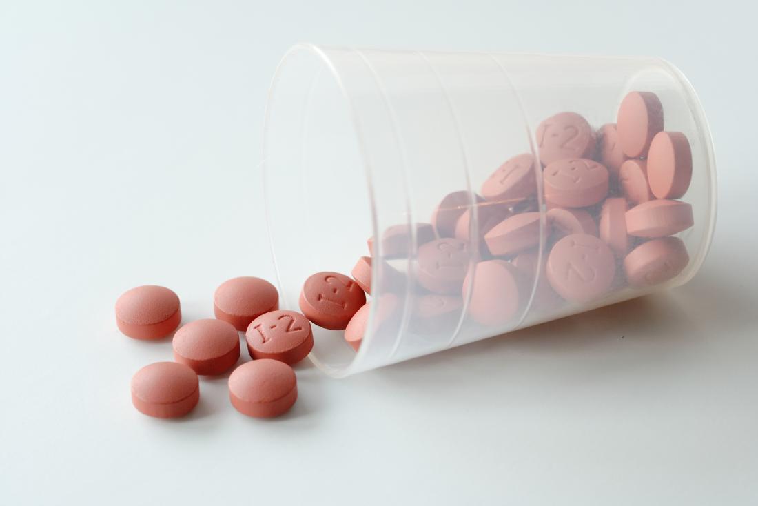 Ibuprofen can treat epididymitis pain.