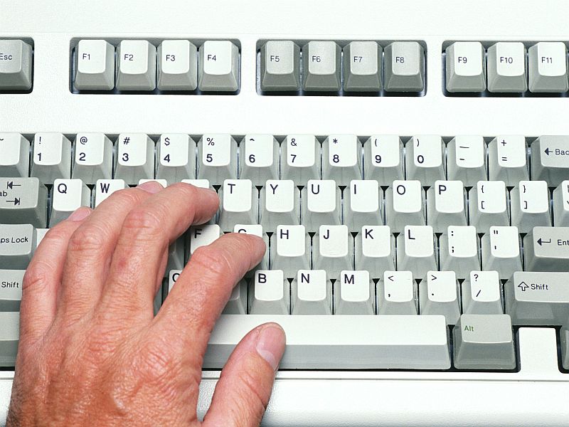 News Picture: Living With Repetitive Strain Injury