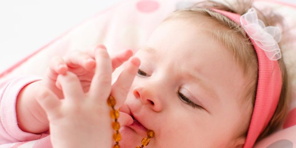 How to Soothe Baby&#8217;s Teething Pain Safely