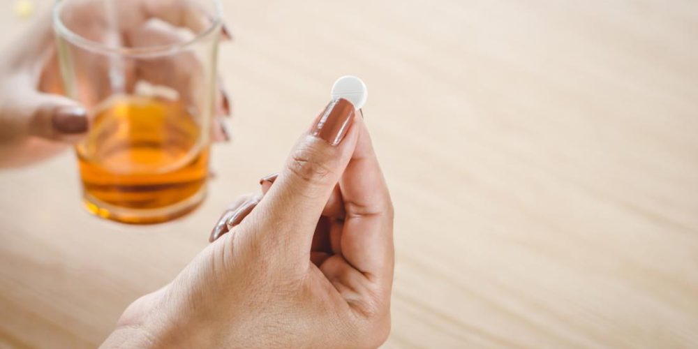 Is it safe to drink alcohol while taking prednisone?