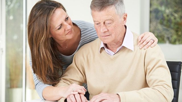 Key Strategies When Caring for a Loved One With Dementia