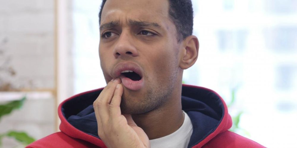 Mouth sores: Everything you need to know