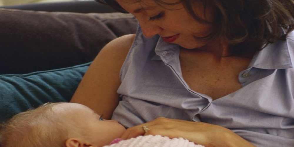 Employers Need to Do More to Help Breastfeeding Moms: Survey