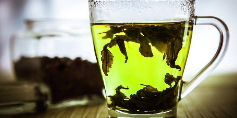Lung cancer destroyed with tea leaf nanoparticles
