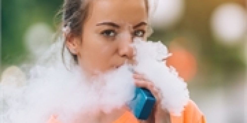 More Than 1 in 4 High School Students Now Vape: CDC
