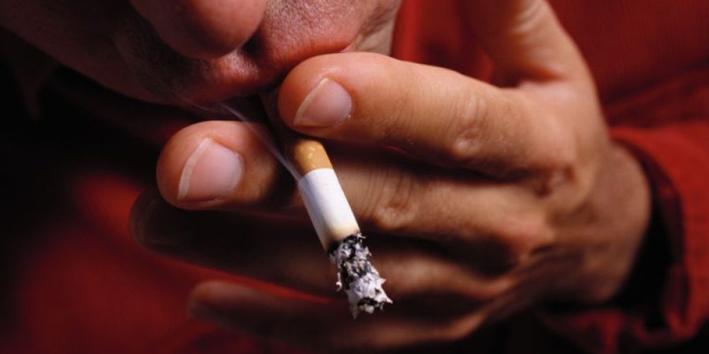 Smoking Creates Long-Lasting Risk for Clogged Leg Arteries