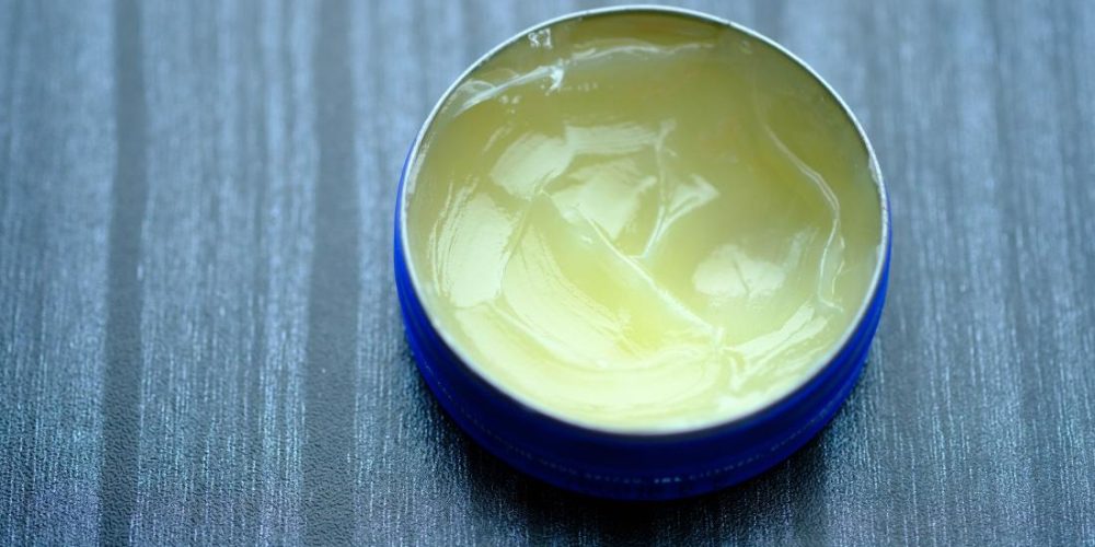 What are the benefits of petroleum jelly?