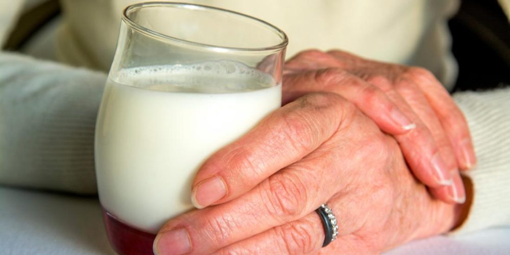 What&#8217;s the link between dairy and acid reflux?