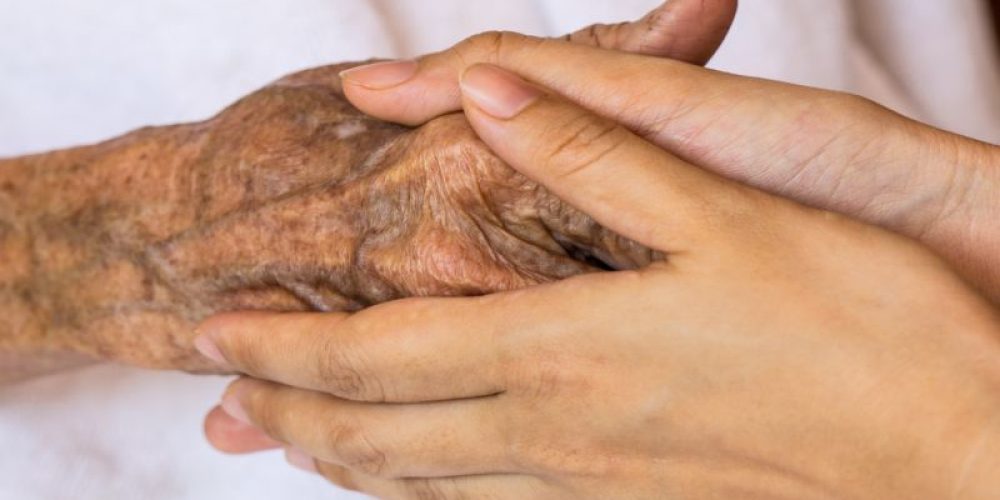Family Members Are Swiping Hospice Patients&#8217; Painkillers: Study