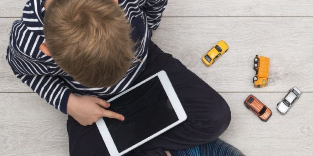 Kids &#043; Gadgets &#061; Less Sleep and More Risk for Unwanted Weight
