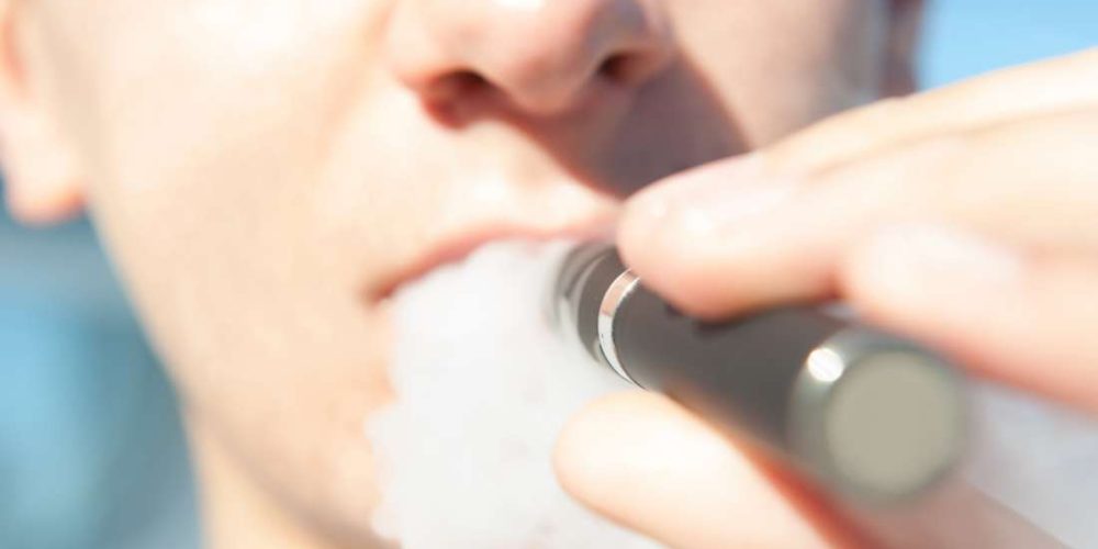 Stroke: Smoking both traditional and e-cigarettes may raise risk