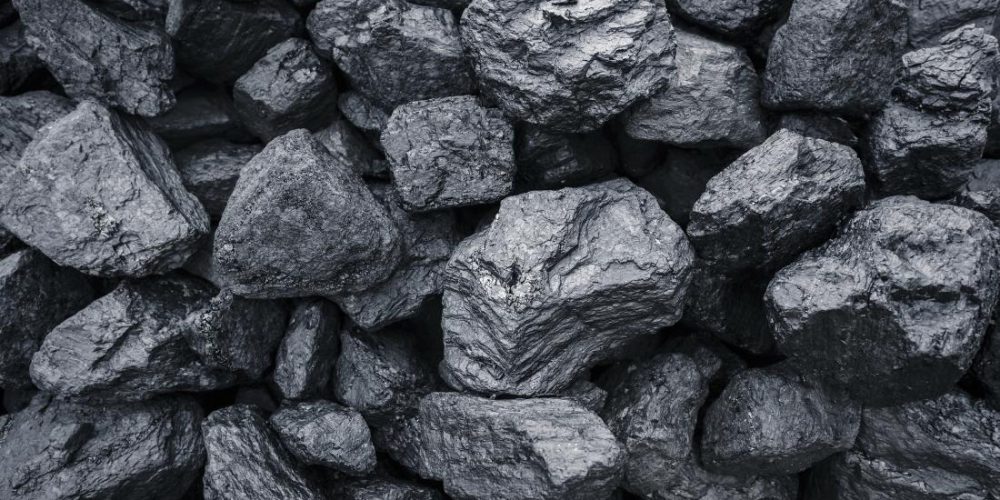 Using coal as a potent antioxidant