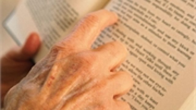 People Who Can’t Read Face 2-3 Times Higher Dementia Risk