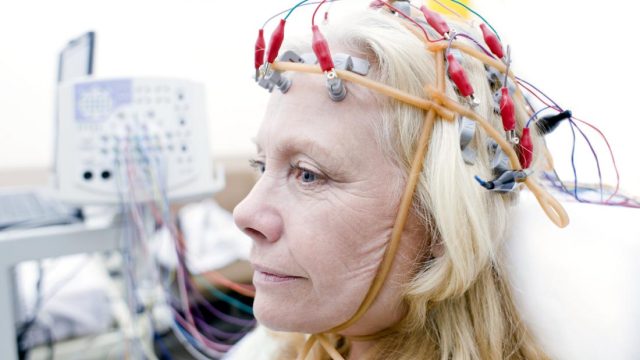 Syncing brain waves may fight age-related memory problems