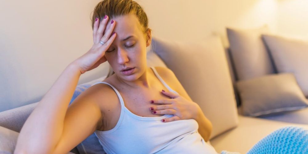 Chest pain in women: What causes it, and how do doctors diagnose it?