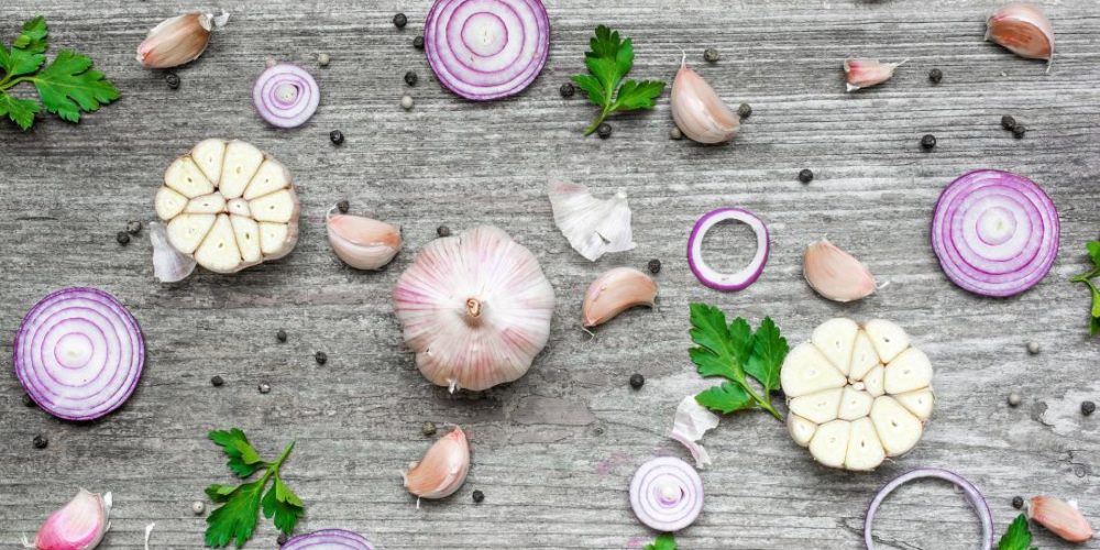 Onions and garlic could protect against cancer
