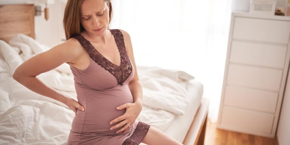 What to know about back pain in pregnancy